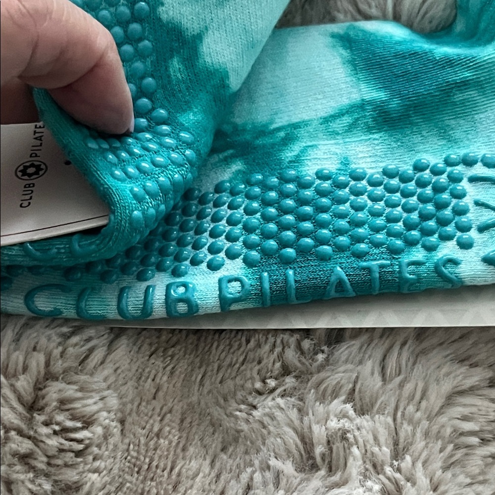 Club Pilates Tavi Women's Aria Ruffle Teal Grip Socks with purple butterfly - Picture 4 of 7
